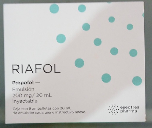 [709081053164] Riafol Propofol Emulsion Inyectable Cada ampolleta o frasco ámpula contiene: Propofol  200 mg. En emulsión con o sin edetato disódico (dihidratado). Envase con 5 ampolletas o frascos ámpula de 20 mL. ESEOTRESPHARMA