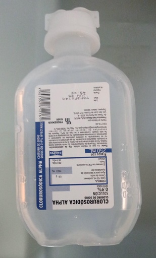 [7501052712161] Alpha Cloruro de sodio Solución Inyectable al 0.9%. Cada 100 ml contienen: Cloruro de sodio 0.9 g Agua Inyectable 100 ml Envase con 250 ml. Contiene: Sodio 38.5 mEq. Cloruro 38.5 mEq. FRESENIUS KABI